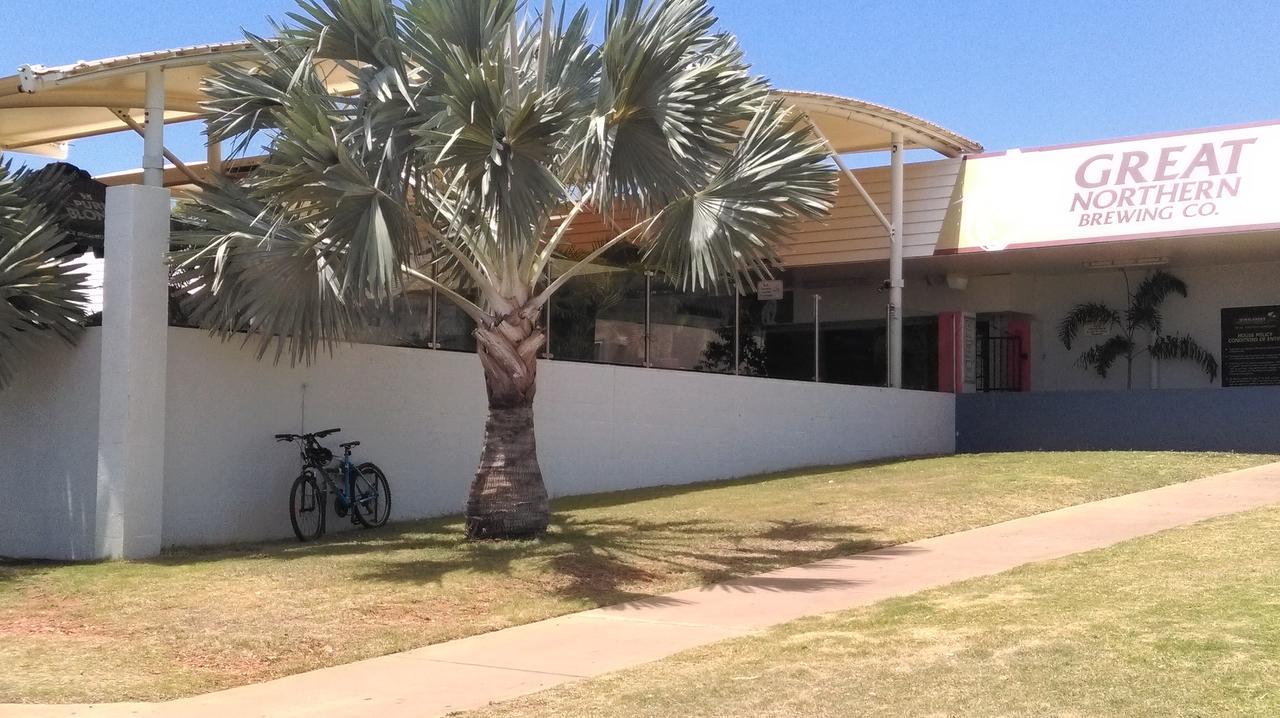 Hotel Overlander 3*